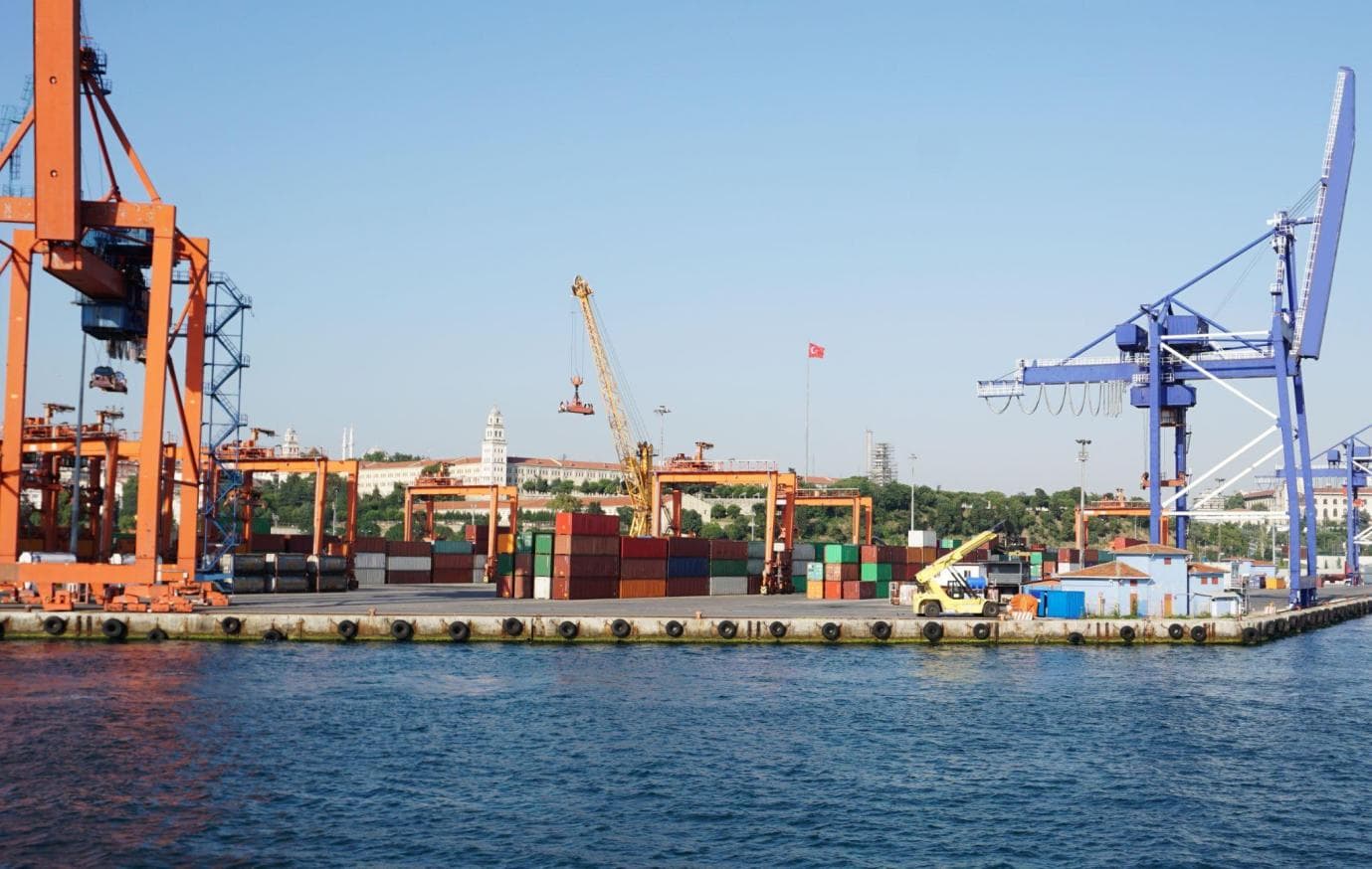shipping cost from China to Germany by CargoesPi